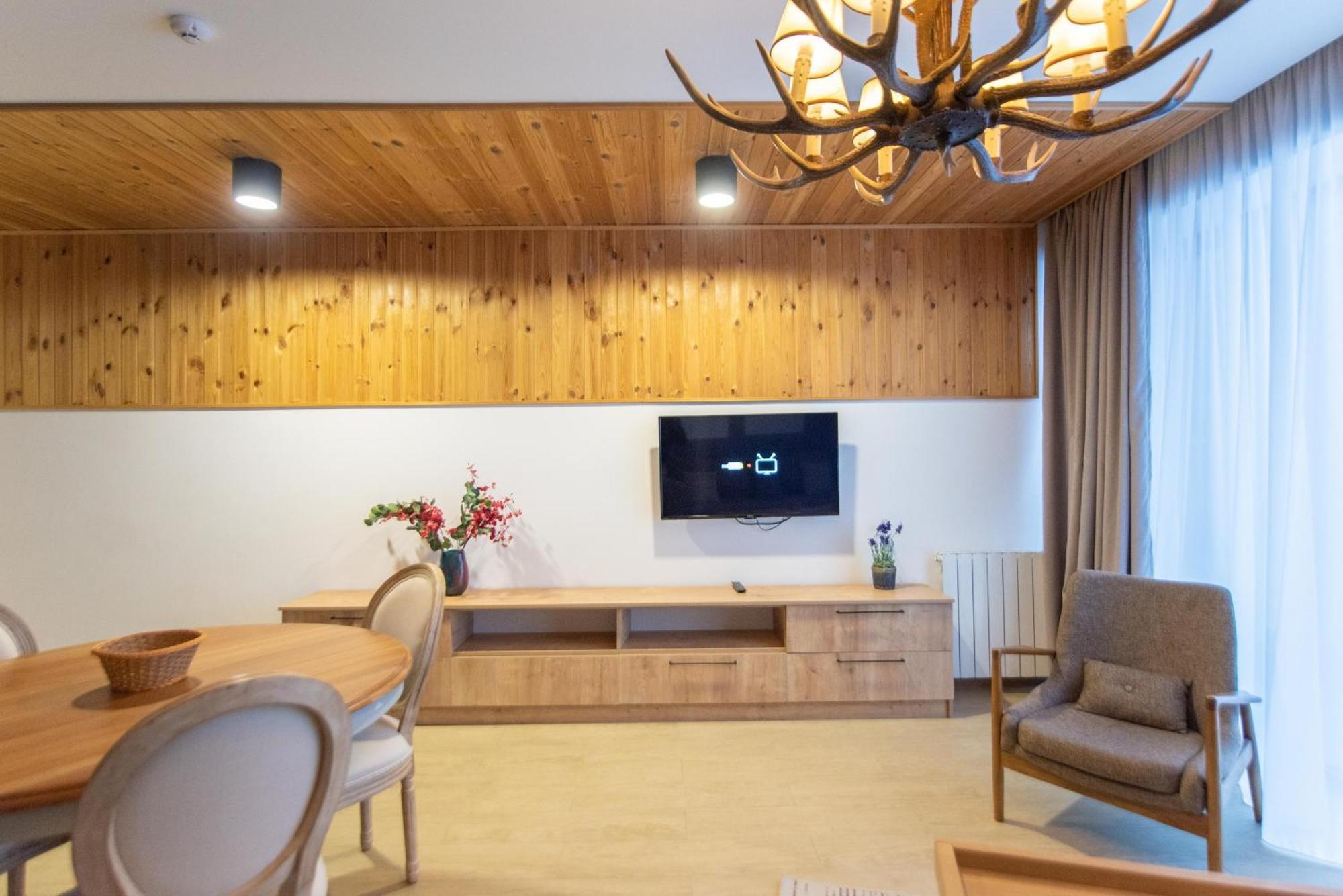 Gudauri Atrium Aparthotel Εξωτερικό φωτογραφία