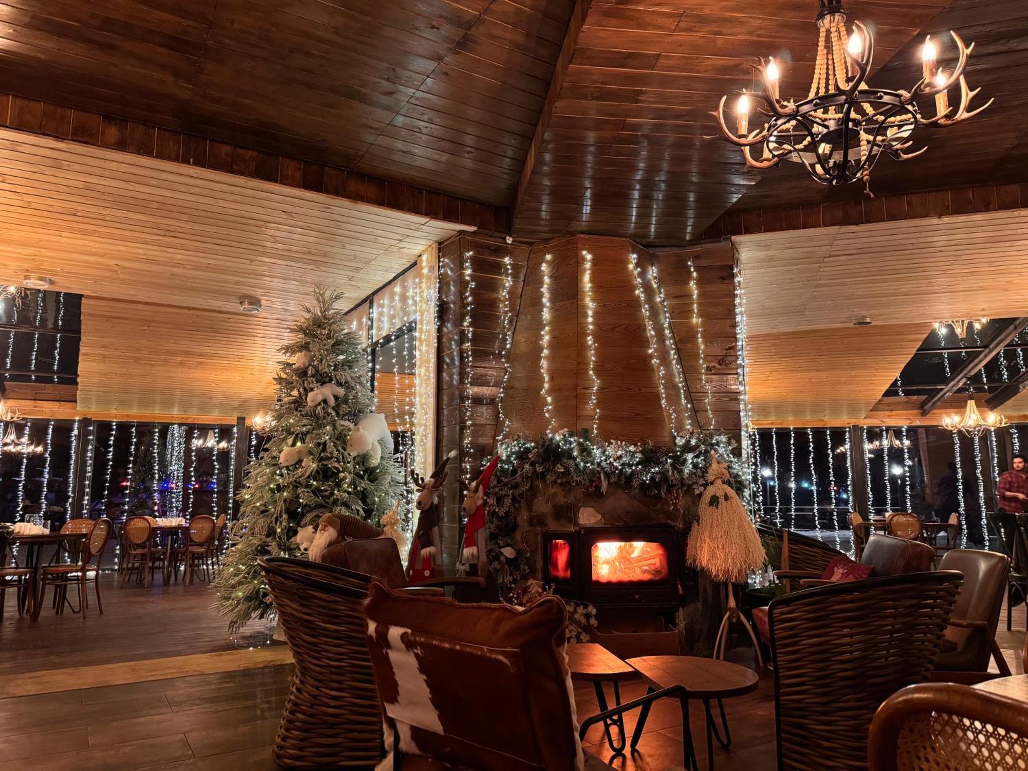 Gudauri Atrium Aparthotel Εξωτερικό φωτογραφία